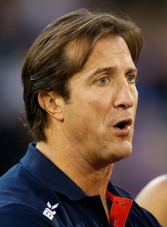 AFL 2016 Rd 10 - Collingwood v Western Bulldogs MELBOURNE, AUSTRALIA - MAY 29: Luke Beveridge, Senior Coach of the Bulldogs addresses his players during the 2016 AFL Round 10 match between the Collingwood Magpies and the Western Bulldogs at the Melbourne Cricket Ground on May 29, 2016 in Melbourne, Australia. (Photo by Adam Trafford/AFL Media)